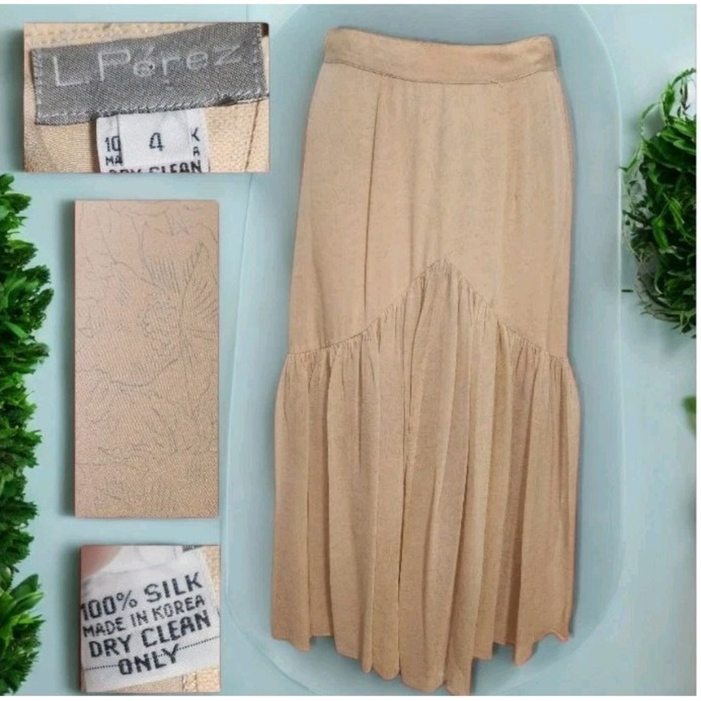 Vintage L. Perez Beige Size Xs / Small 100% Silk Patterned Ruffle Hem Midi Skirt